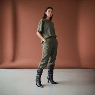 Botas Slouchy 'Glam' Negras Virucci con Tacón Escultural y Punta Afilada. - Imagen 2